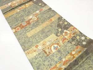 横段に蝶・草花模様織り出し　袋帯